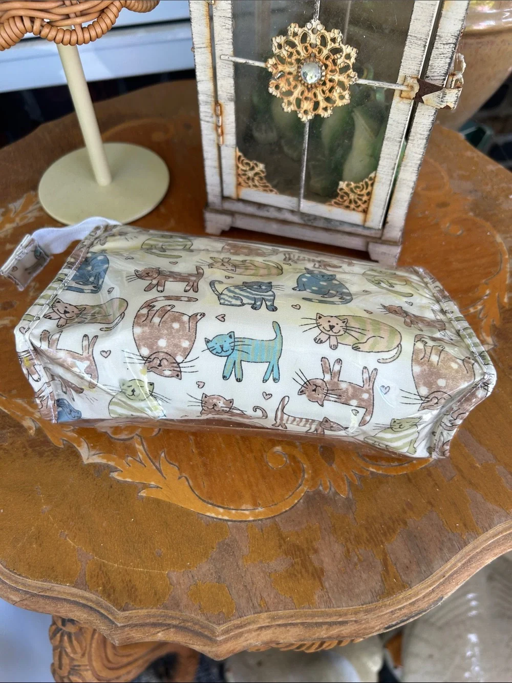 Cat Print Vinyl Cosmetic Bag